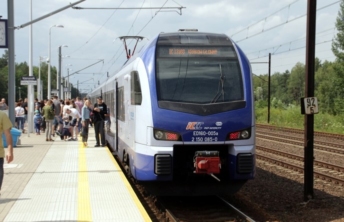 Chraniuk: Kolej znów jest „pierwszym wyborem” pasażerów