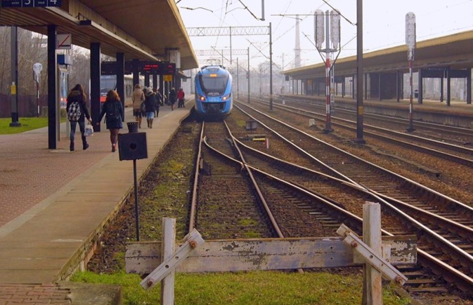 Koleje Śląskie dają rabat na bilet za wygraną w smartfonowej grze
