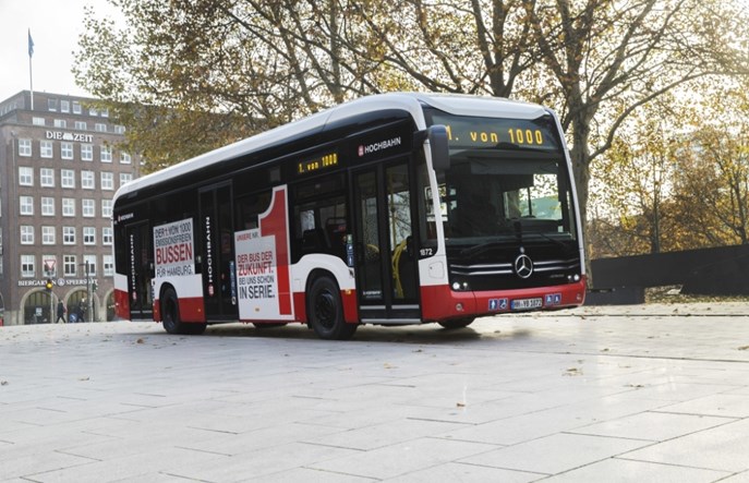 Hamburg. Mercedes dostarczył swój pierwszy elektryczny autobus miejski