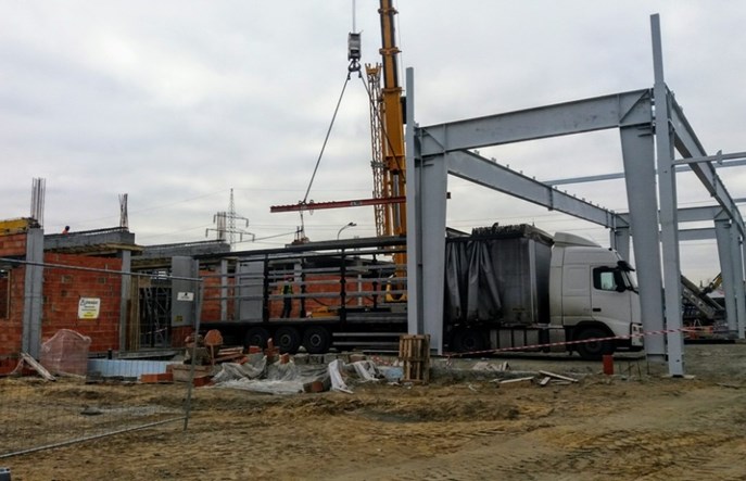 Łódź: W zajezdni Limanowskiego powstaje nowa hala