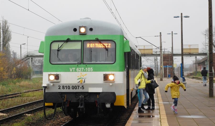 Koleje Mazowieckie narzekają na opóźnione prace inwestycyjne PKP PLK Koleje Mazowieckie narzekają na opóźnione prace inwestycyjne PKP PLK