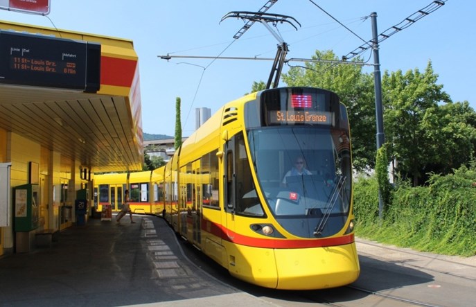 Tramwaje Warszawskie: Dlaczego Stadler złożył świadomie nieważną ofertę?