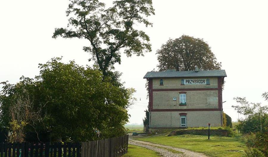 Rokietnica – Międzychód: Pociąg-widmo na nieczynnej linii Rokietnica – Międzychód: Pociąg-widmo na nieczynnej linii