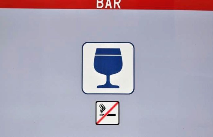 Dlaczego PKP Intercity wycofały z ruchu 6 wagonów restauracyjnych po modernizacjach?