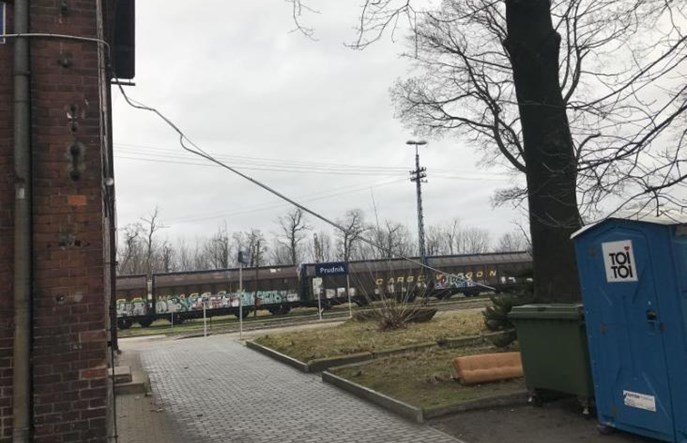 Wiata w Prudniku dalej czeka na remont