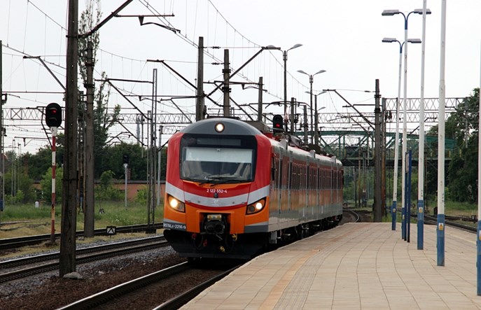W aplikacji Polregio nie opłacimy biletu kartą. Przejściowo