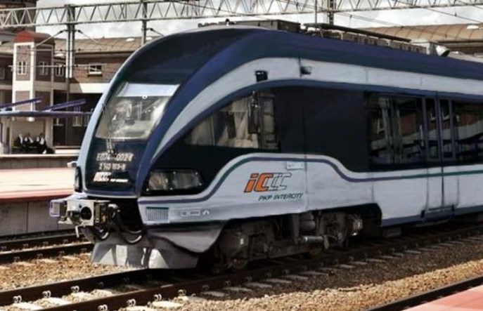 Tylko Pesa chce modernizować ED74. Dwadzieścia milionów za sztukę