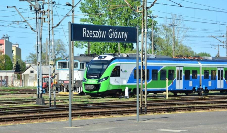 Podkarpackie: Utrzymanie pociągów za drogie o 30%. Nowy przetarg niebawem Podkarpackie: Utrzymanie pociągów za drogie o 30%. Nowy przetarg niebawem
