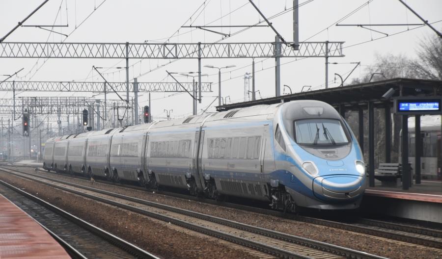 CMK do 250 km/h. Mamiński: Obawiajcie się ekspansji polskiej kolei