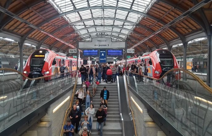 PR przewiozły w 2018 r. ponad 1,3 mln pasażerów więcej niż rok wcześniej