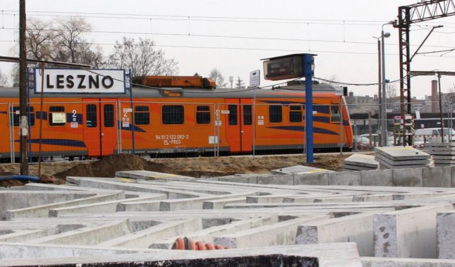 Prace na linii Poznań – Wrocław opóźnią się o kolejne pół roku Prace na linii Poznań – Wrocław opóźnią się o kolejne pół roku