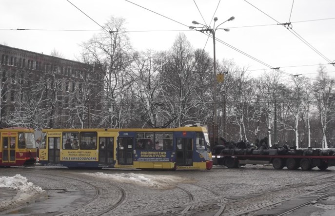 Łódź: Przybyszewskiego – miasto szuka środków na wiadukt i torowisko