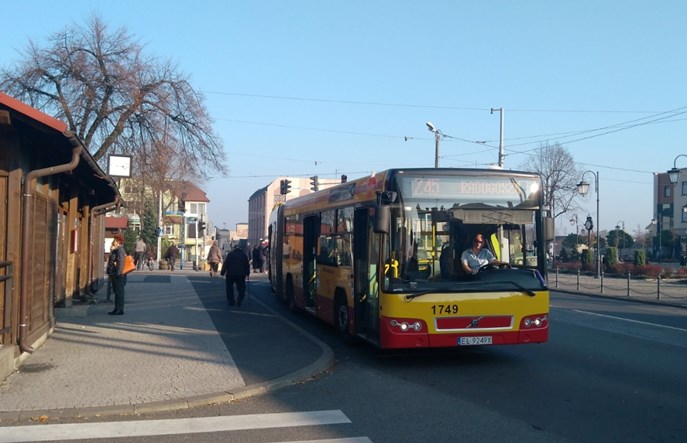 Zgierz: Autobusy za tramwaj oficjalnie bez biletomatów