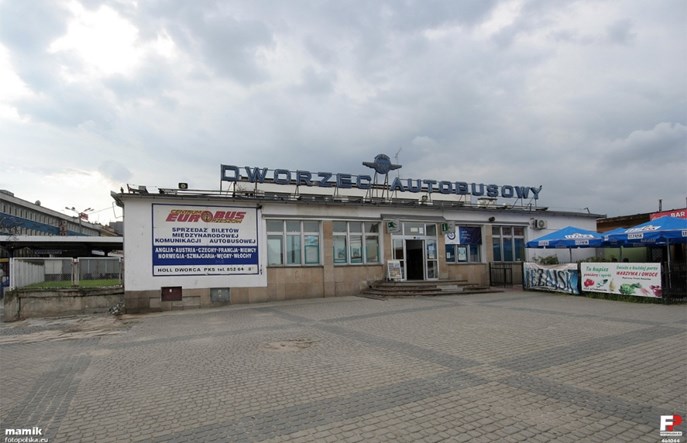 Cięcia w rozkładzie PKS Rzeszów. „Rachunek ekonomiczny” 