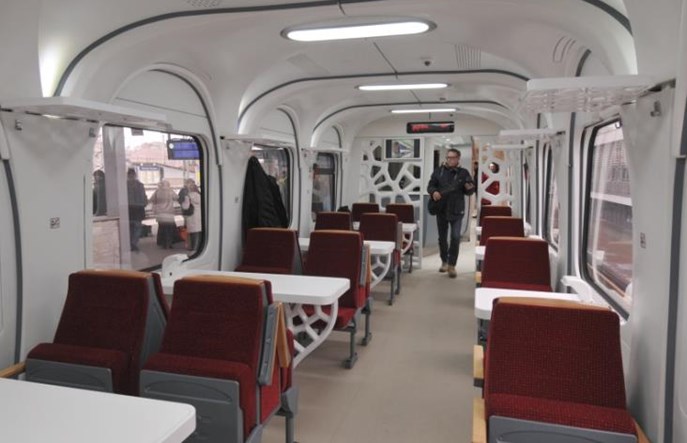 FPS z umową na przebudowę wagonów 1 klasy na restauracyjne