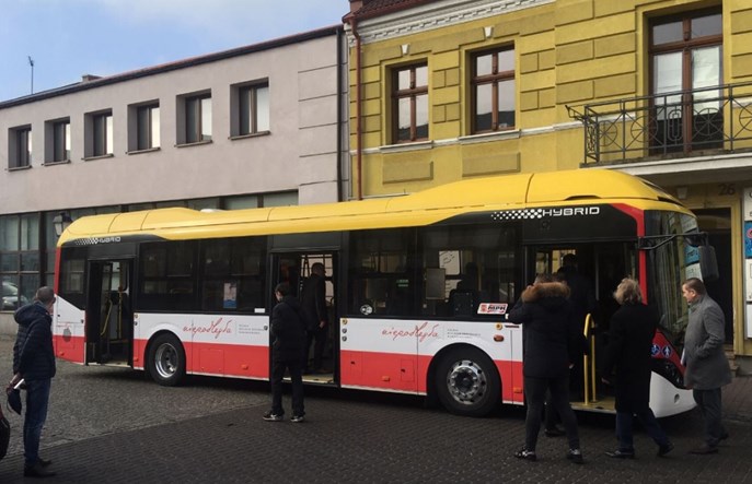 Konin. Autobus hybrydowy Volvo z Inowrocławia na testach