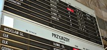 Analogowa informacja pasażerska na 26 stacjach. Urządzenia Pragotronu – na dwóch