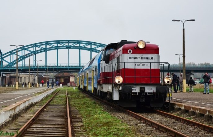 Wielu chętnych na dokumentację linii do Bytowa [oferty]