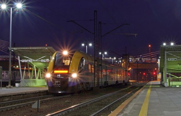 Krakowianie narzekają na hałas z tymczasowej bazy Kolei Małopolskich