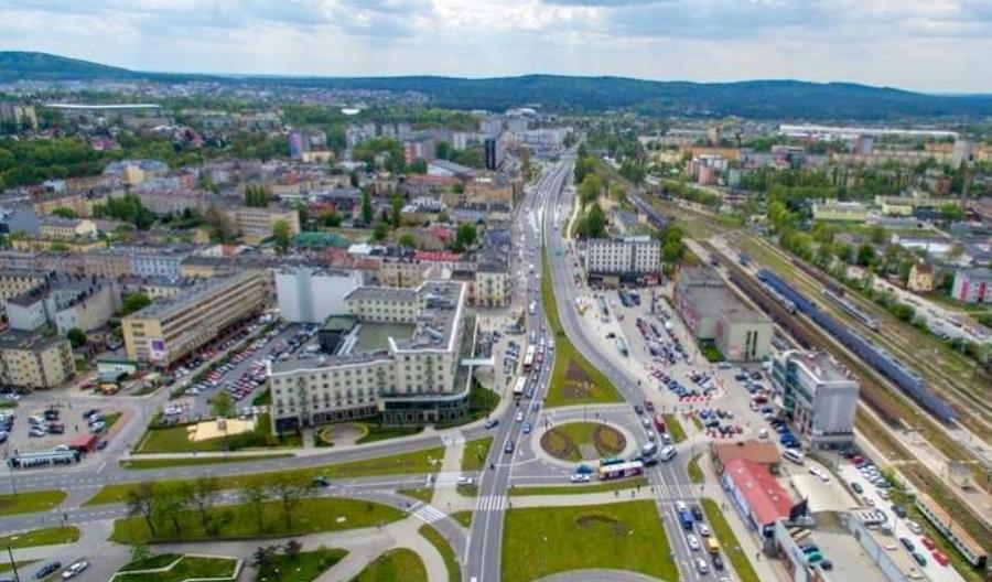 Nie będzie modernizacji linii 8 do Kielc w tej perspektywie unijnej Nie będzie modernizacji linii 8 do Kielc w tej perspektywie unijnej