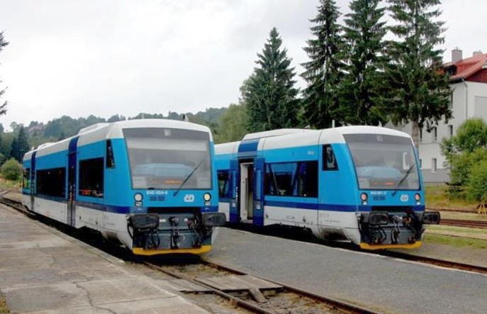 Czechy. Pociąg bez maszynisty, z pasażerami w środku, zbiegł 6 kilometrów