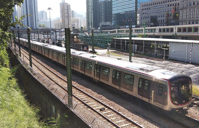 Hongkong. Zderzenie pociągów metra podczas testów systemu sterowania
