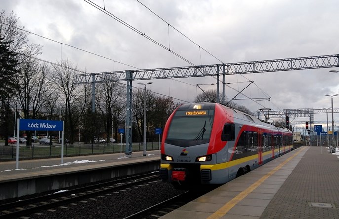 ŁKA: Więcej pociągów do Warszawy, tańsze bilety powrotne
