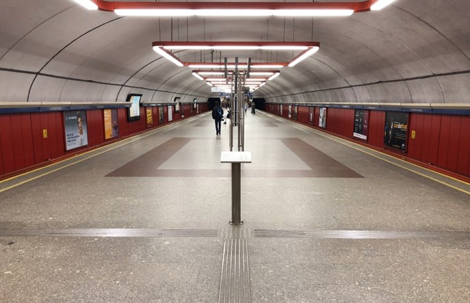 Metro: Wątpliwe udogodnienia dla niewidomych. Krytykuje nawet miasto