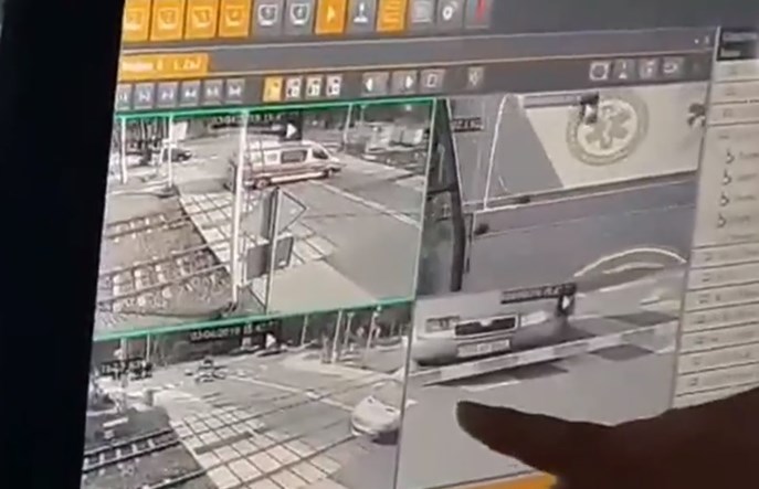 Prokuratura postawiła zarzuty w sprawie wypadku karetki w Puszczykowie