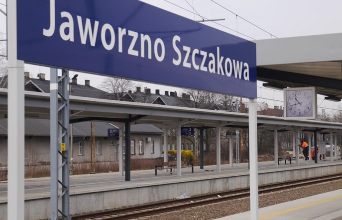 Pijany maszynista na Śląsku. W dalszą drogę pojechał policyjnym radiowozem