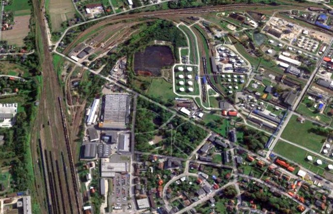 Dlaczego modernizacja 8,5 km linii przez Czechowice-Dziedzice ma trwać aż cztery lata?