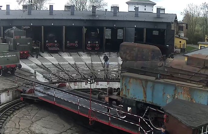 Wolsztyn: TKt48 uszkodził budkę obrotnicy. Naczelnik: Będzie naprawa