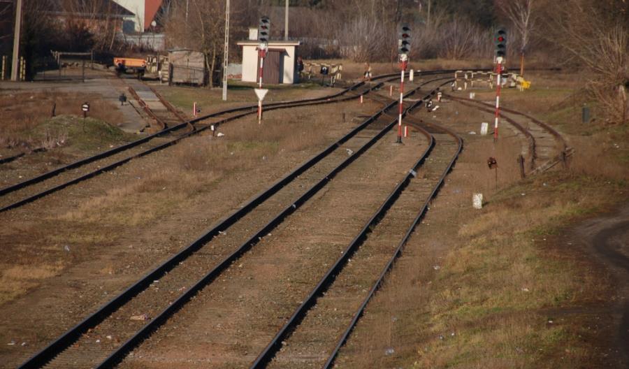 Ile pociągów pasażerskich pojedzie między Mielcem a Dębicą? Ile pociągów pasażerskich pojedzie między Mielcem a Dębicą?