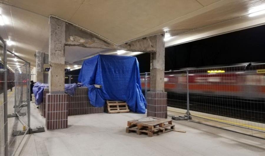 Pasażerowie poczekają na tunele na linii 447 kolejne kilka miesięcy Pasażerowie poczekają na tunele na linii 447 kolejne kilka miesięcy