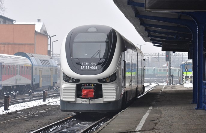 Koleje Wielkopolskie znów próbują kupić spalinowe pojazdy. Tym razem trójczłonowe