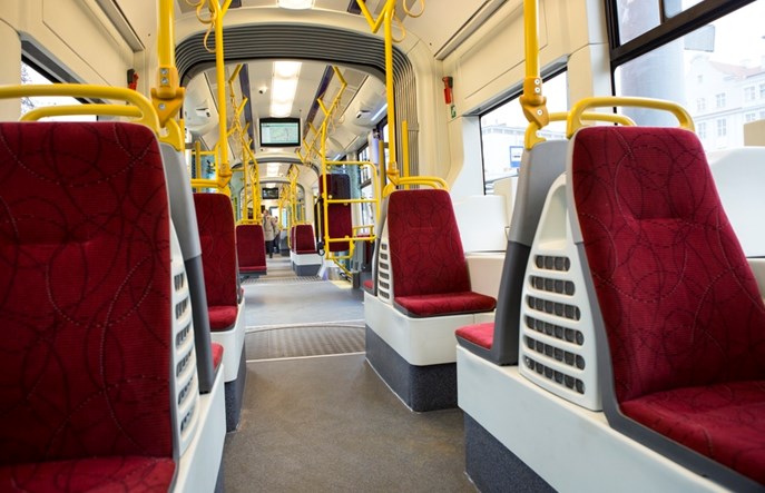 Gdańsk zamawia kolejne tramwaje i nalicza kary Pesie za dalsze opóźnienia