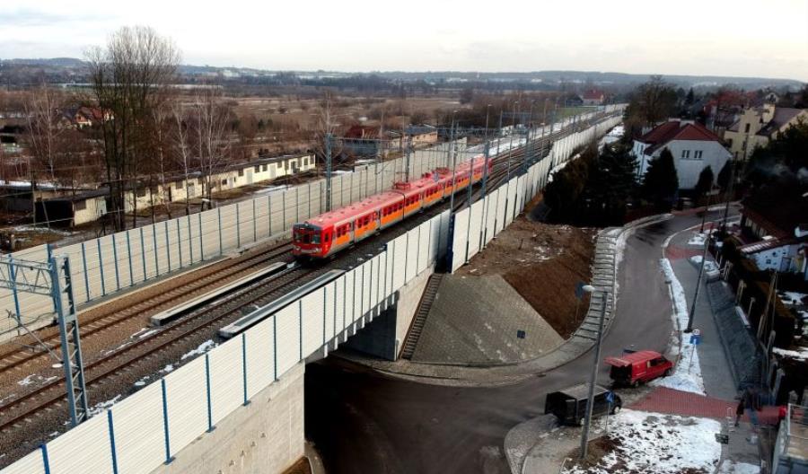 Modernizacja E30 Kraków – Krzeszowice zwiększyła opóźnienie. PLK przywraca ruch dwutorowy Modernizacja E30 Kraków – Krzeszowice zwiększyła opóźnienie. PLK przywraca ruch dwutorowy