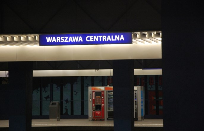 Sobotnie wykolejenie TLK Zamoyski na stacji Warszawa Centralna