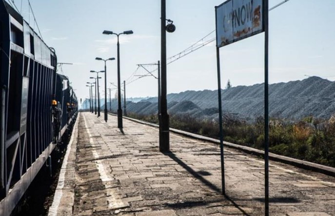 Modernizacja linii nr 8 trwa, PLK wciąż pozyskuje decyzje lokalizacyjne