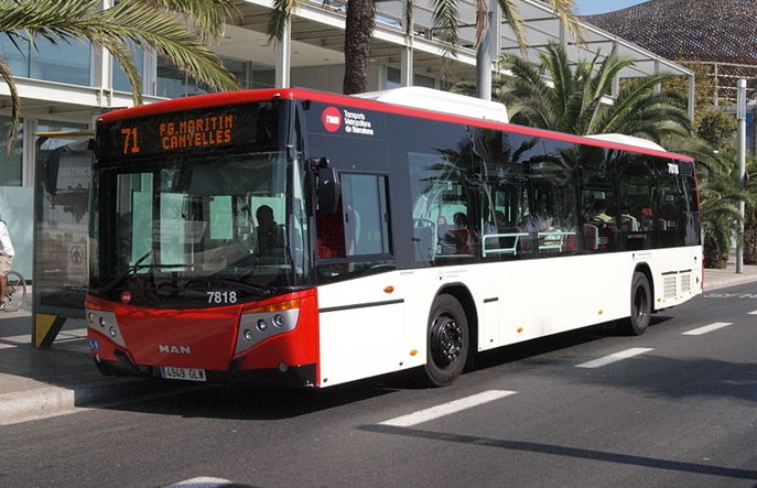 Barcelona kupuje 105 autobusów od MAN-a. Hybrydy i CNG