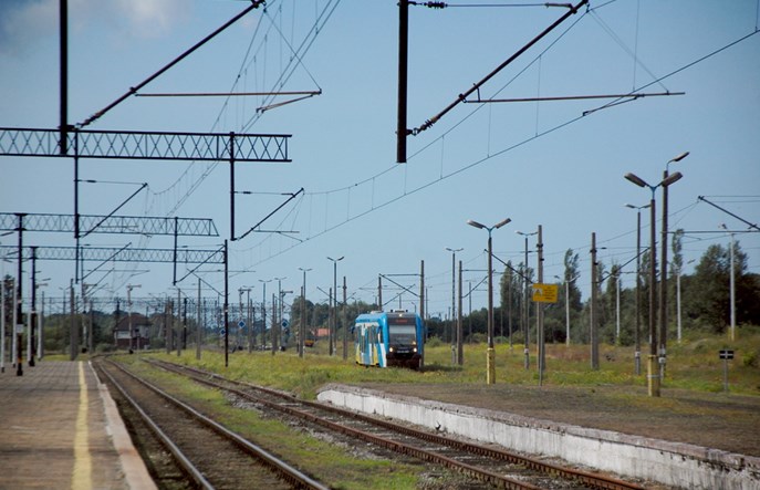 Odwołane kursy kilku pociągów Polregio w trzech regionach. „Problem już zażegnany”