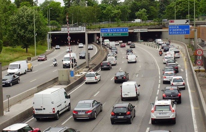 Paryż ograniczy prędkość na śródmiejskiej obwodnicy z 70 do 50 km/h?