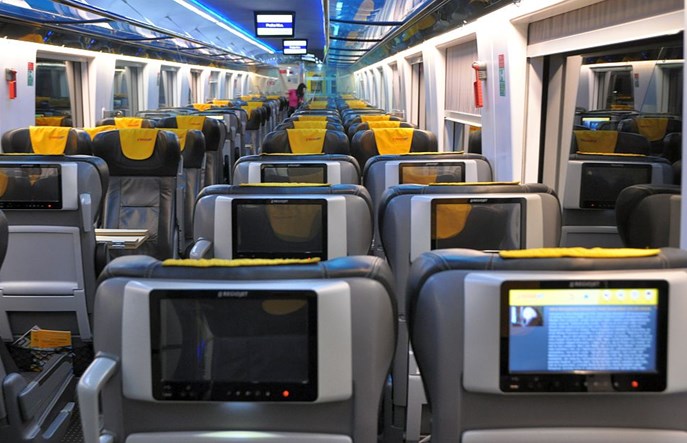 RegioJet znów powiększa tabor. Trzydzieści wagonów z Belgii do całkowitej przebudowy