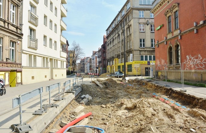 Bytom: Tramwaje wrócą na Katowicką dopiero we wrześniu?