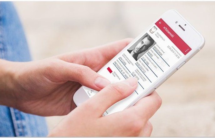 Dlaczego mObywatel nie funkcjonuje w pociągach? UTK interweniuje