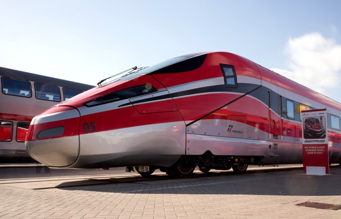 Trenitalia zamawia 14 kolejnych zestawów Frecciarossa 1000. Pojadą 360 km/h