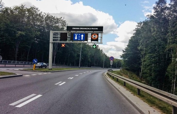 Gdynia: Pierwszy kontrabuspas w tym roku. Ruszył przetarg