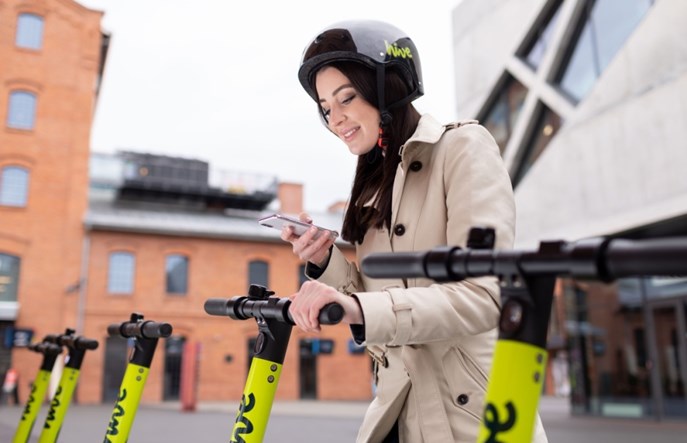 Darmowe minuty na e-hulajnogi hive dla posiadaczy karty miejskiej