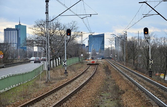 Będą pieniądze na regionalne przewozy autobusowe. A może kolej też wesprzeć?