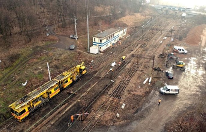 Skąd się biorą ograniczenia prędkości na linii 94 Skawina – Oświęcim?